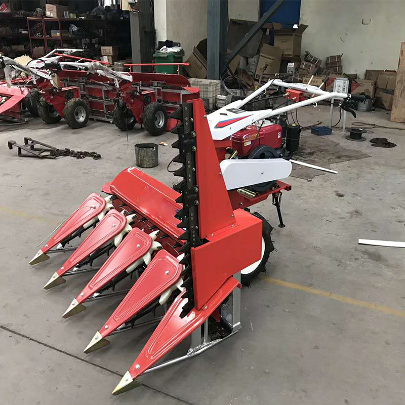 立刀小麦水稻收割机 自走式苜蓿草割倒机 汽油柴油3行收割机价格