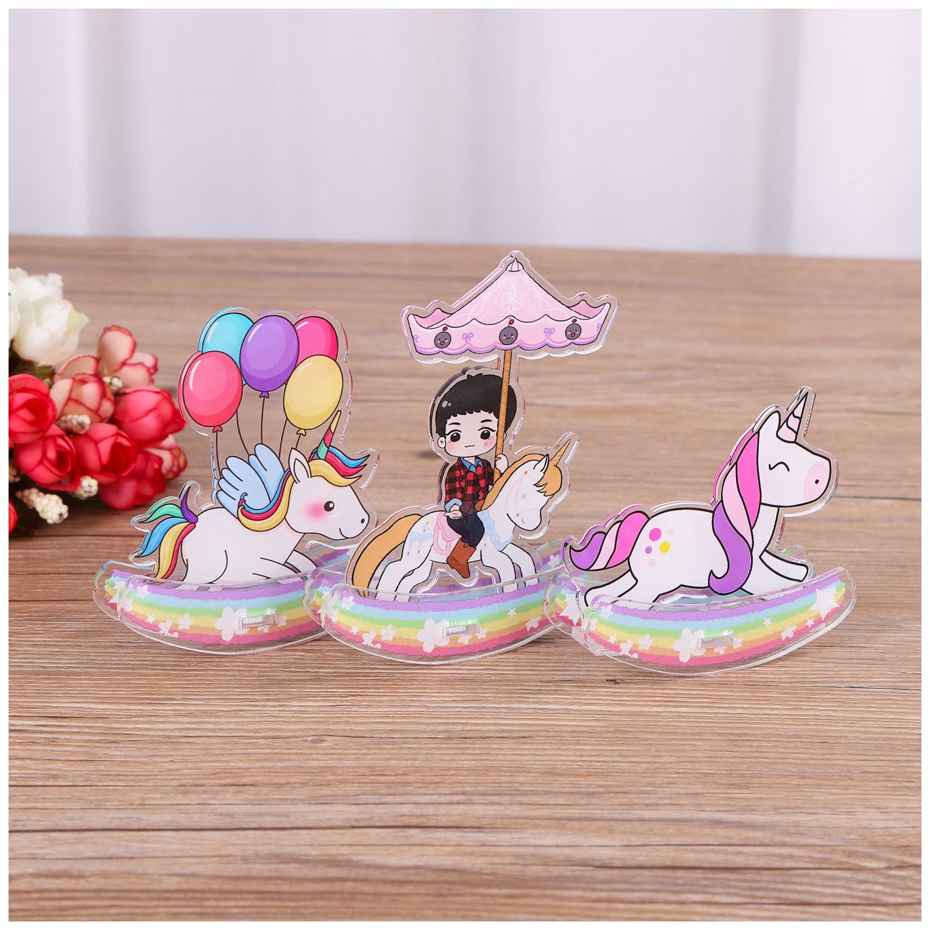 亚克力汽车车轮滚动小车回力车向后拉车惯性车立牌摇摇乐立牌挂件