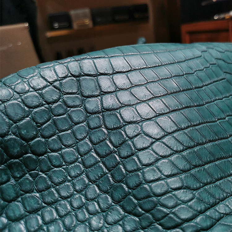 aresgator进口湾鳄鳄鱼皮 高档孔雀绿哑光鳄鱼皮纯水染颜色可订制-阿