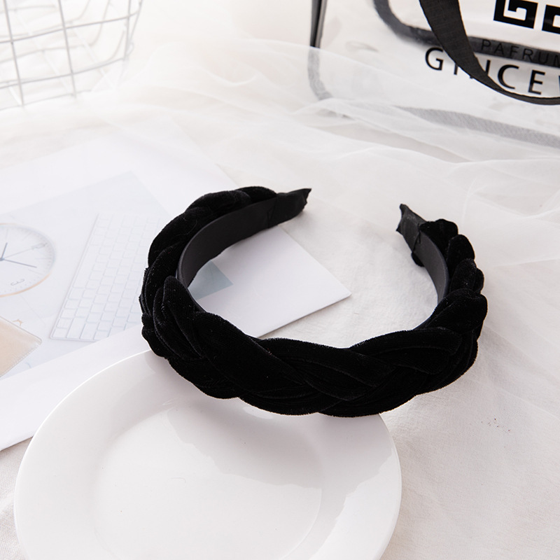 Europe and America Cross Border Ins Internet Celebrity Gold Velvet Twist Braid Headband Woven Simple Graceful Knotted Hair Hoop Hair Accessories Manufacturer