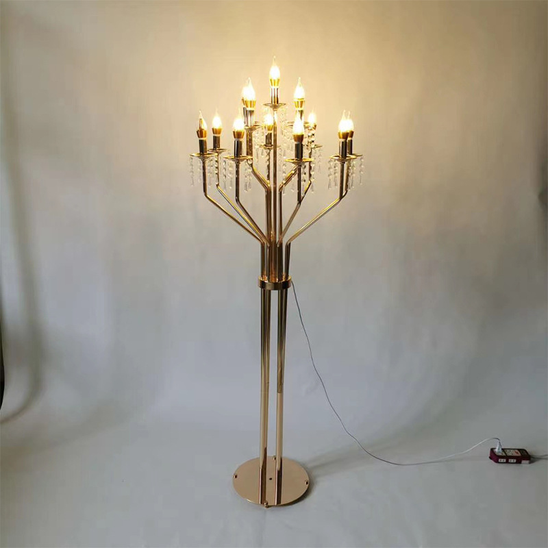 新款水晶灯铁艺摆件 欧式婚礼场景布置迎宾区路引 电镀款水晶路引