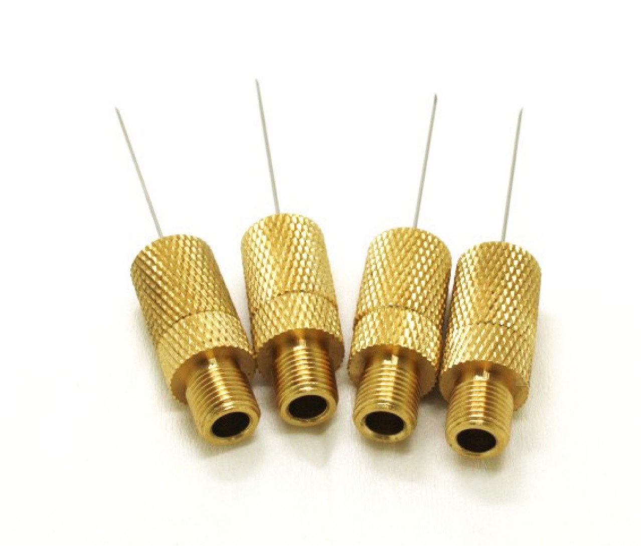 此工具链接后避震打气筒使用,就是配合m8螺纹的那种打气筒使用