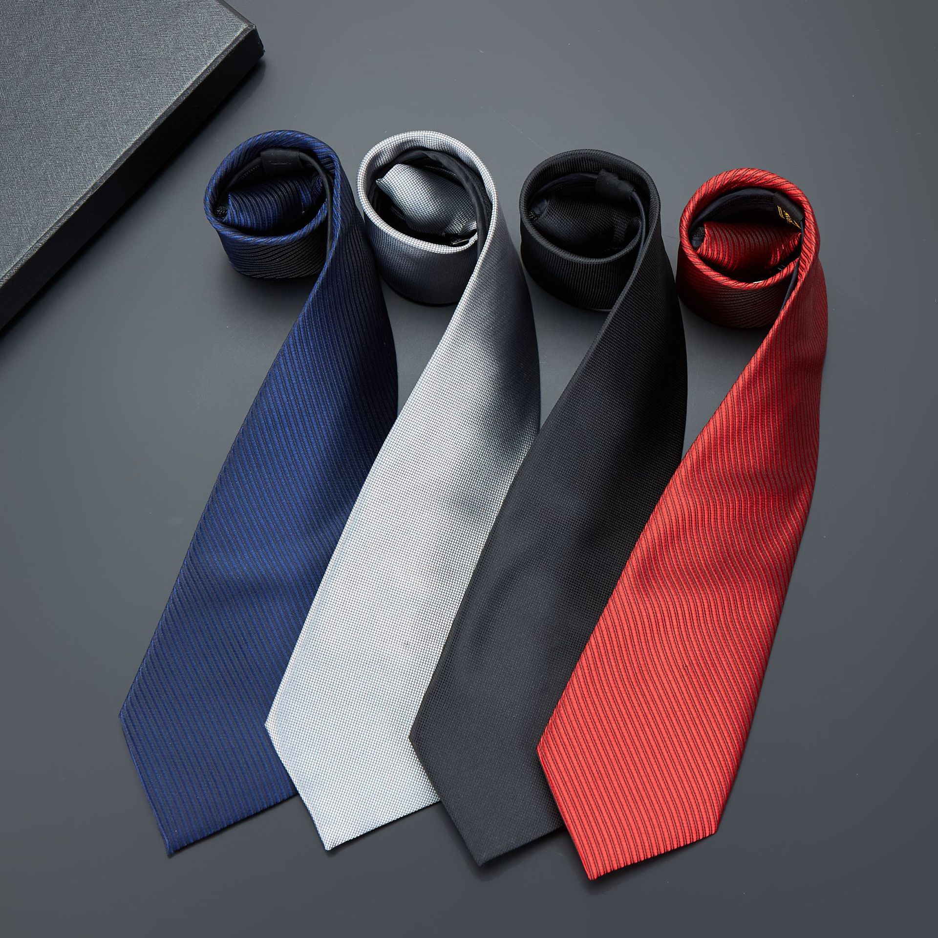 绣花点子针织领带 高档外贸出口日本意大利流行男士休闲针织领带-报价