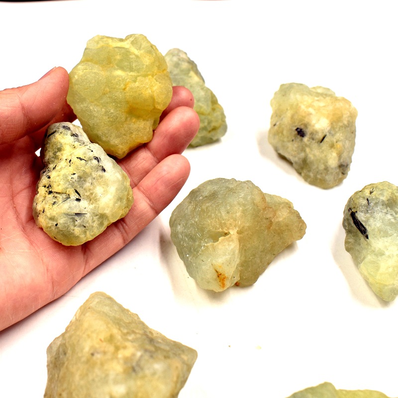 葡萄石黑碧玺共生原矿原石矿物晶体电气石地质科普教学标本