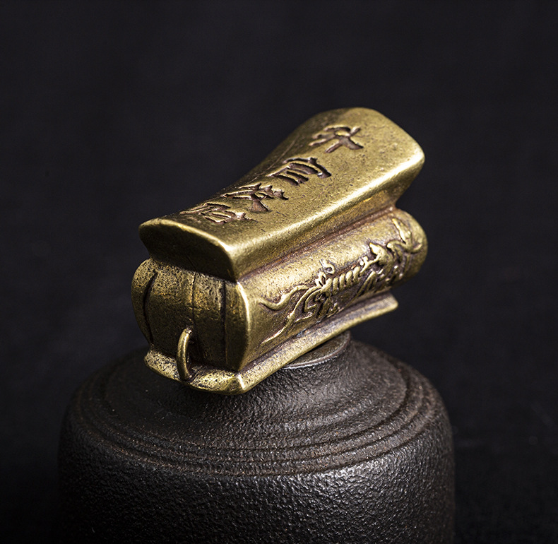 手工纯铜摆件工艺品雕刻升官发财黄铜棺材摆件迷你手把茶宠工艺品