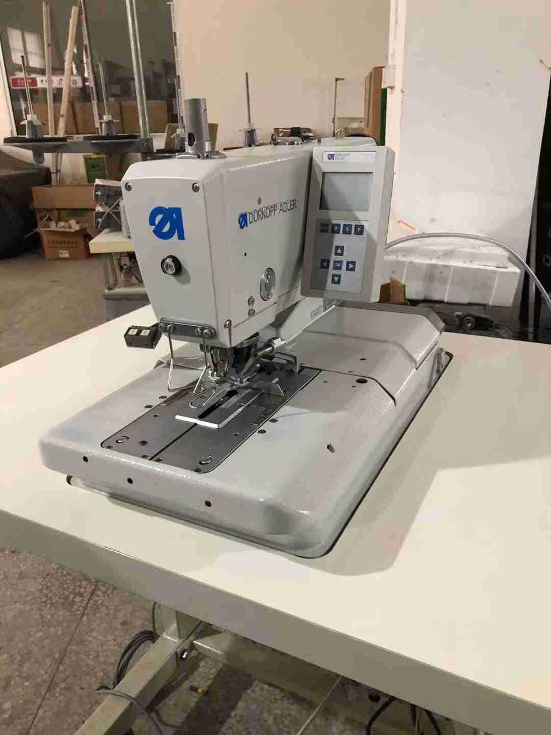 杜克普581电脑圆头锁眼 电脑凤眼 圆眼 电脑锁眼 工业缝纫机