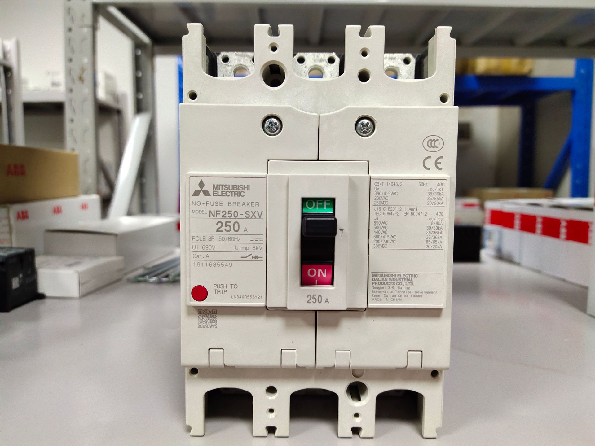 原装mitsubishi/三菱空气开关 nf250-sxv 3p 150a新款超特惠