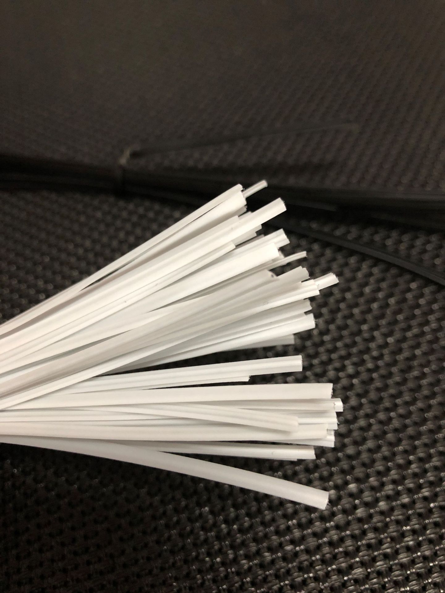 单面有铁芯环保扎带pe/pvc材质常用铁丝0.45mm