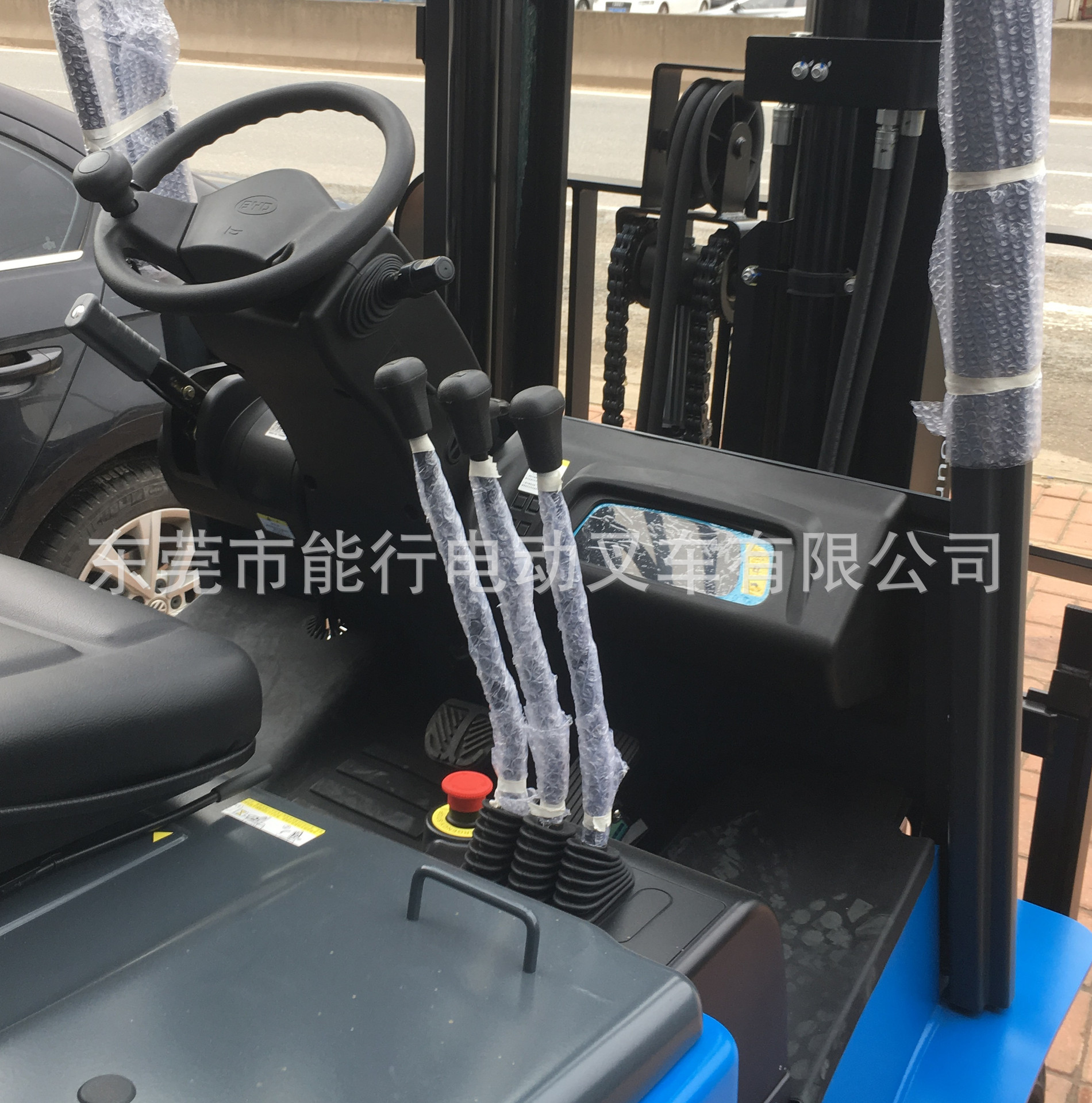 2吨比亚迪锂电池叉车 cpd20电动叉车 不需要加水锂电池电动叉车