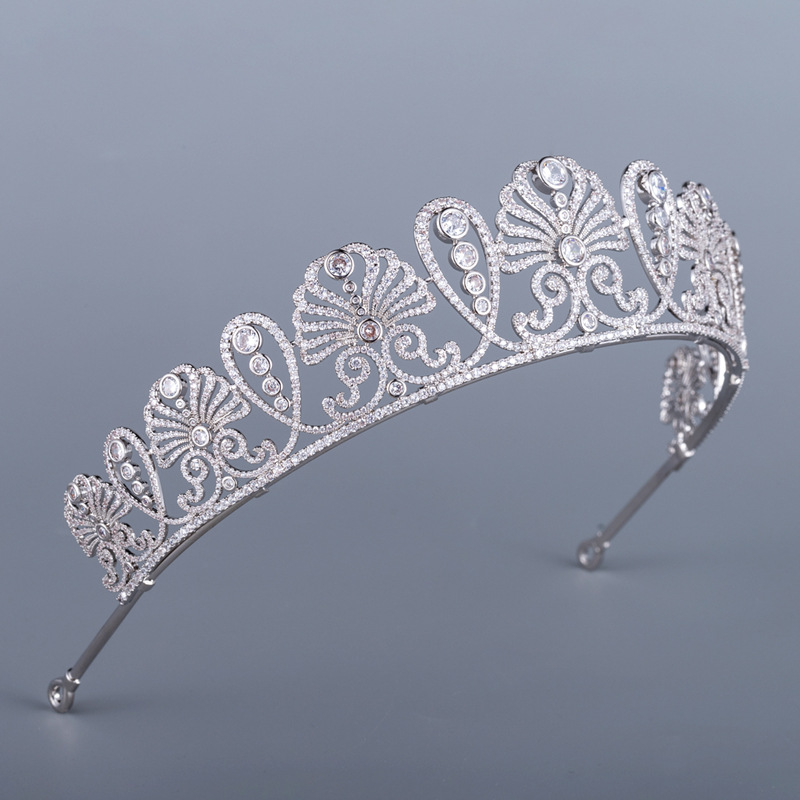 日本皇室美智子皇后王冠花瓣婚礼头饰新娘结婚菊花锆石皇冠配饰