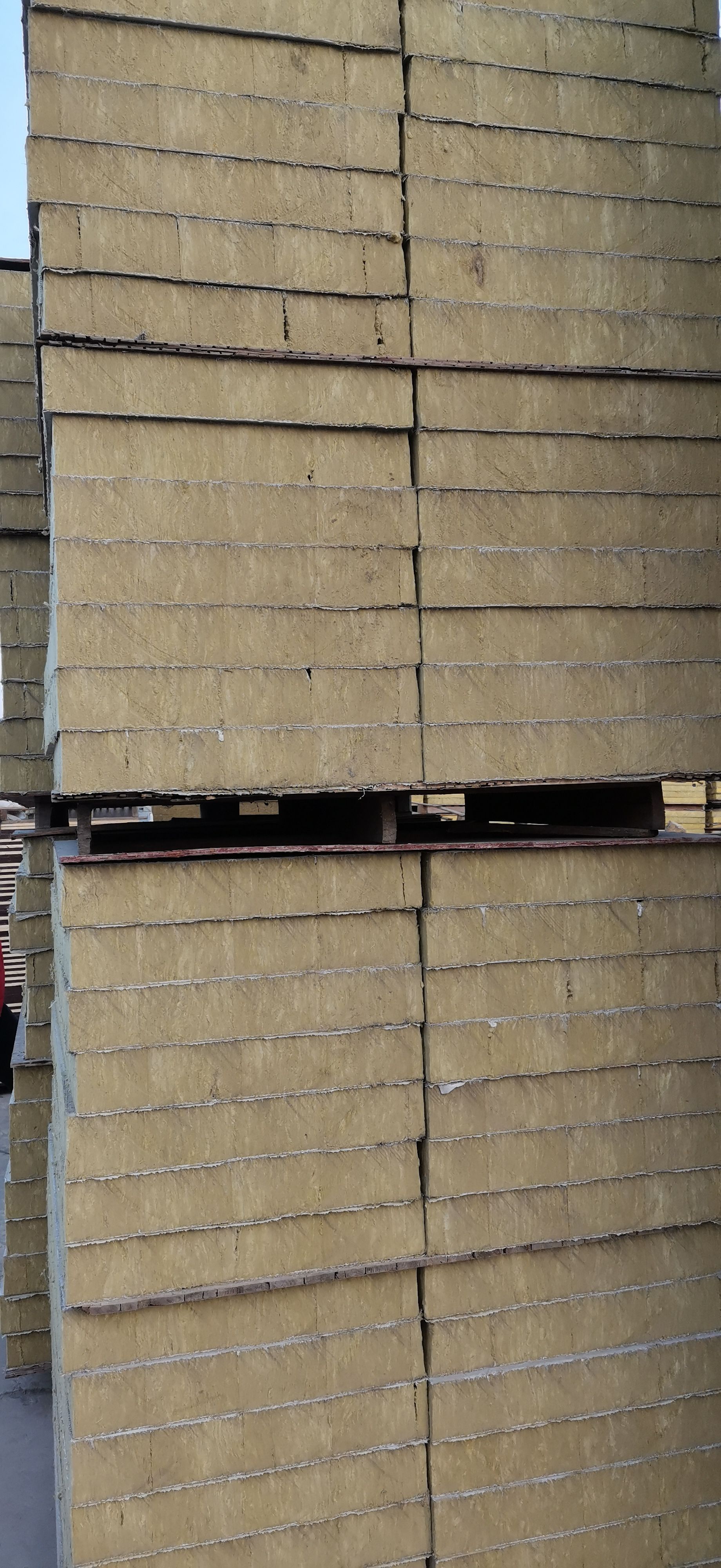 厂家直销砂浆岩棉复合板防火隔离带外墙保温板外墙屋顶保温隔热