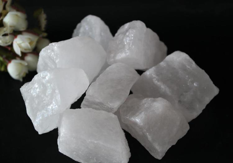 喜马拉雅白色水晶盐块盐碎石盐砖浴盐汗蒸房盐屋材料舔盐块3-5cm