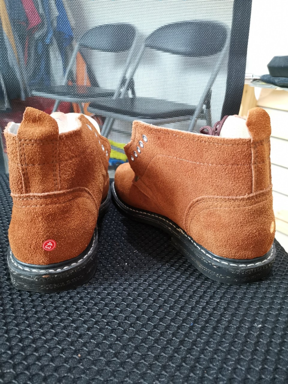 轮胎底高邦劳保鞋工厂工人防刺穿劳保鞋电焊耐高温无钢头作业鞋