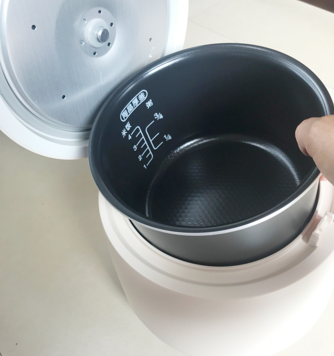 苏泊尔电饭煲sf16ya22家用1.6l迷你电饭锅单人型宿舍多功能1-2人