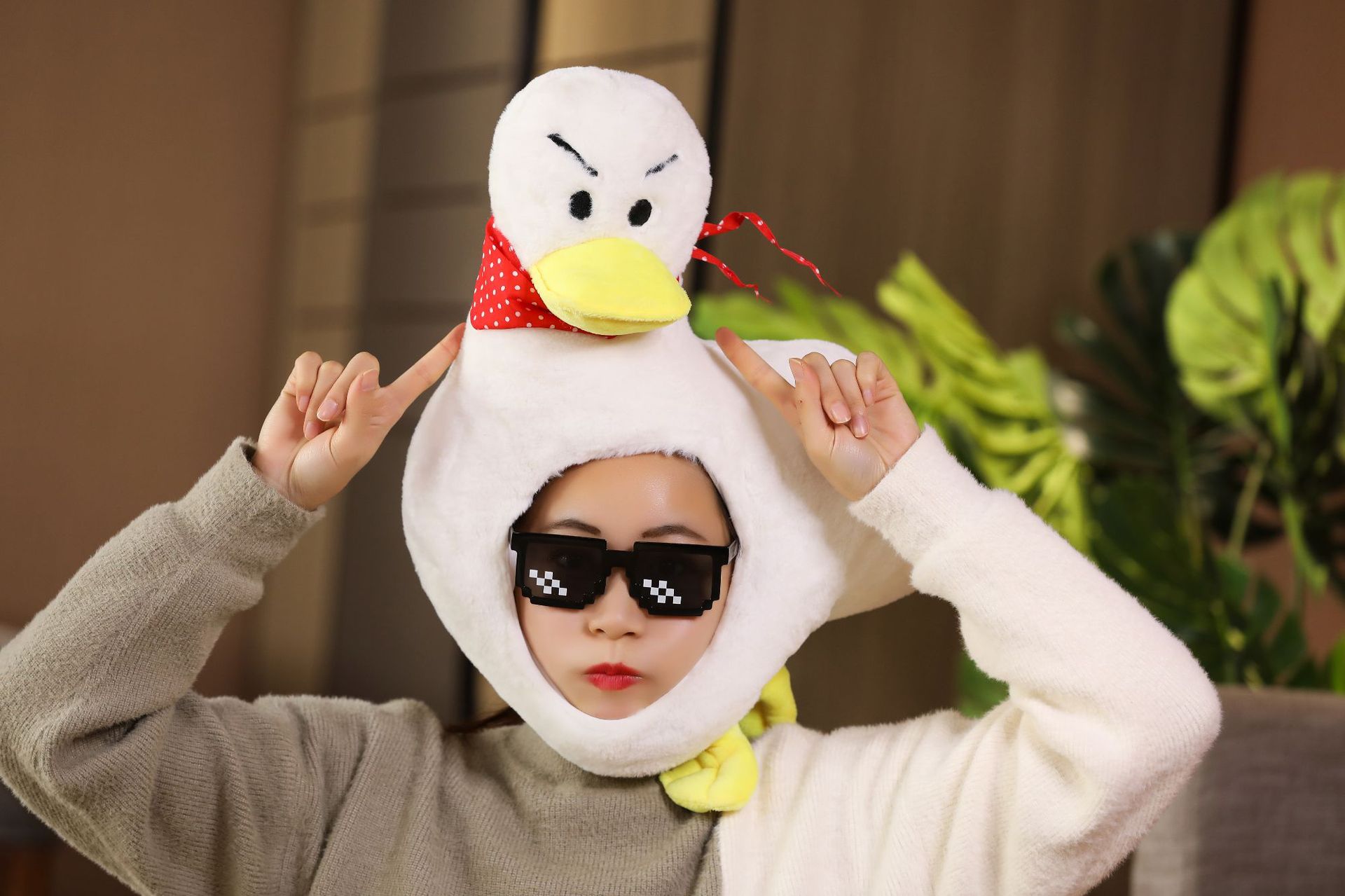 批发软妹毛绒 沙雕鸭子头套帽子 ins风拍照道具 写真道具影楼道具