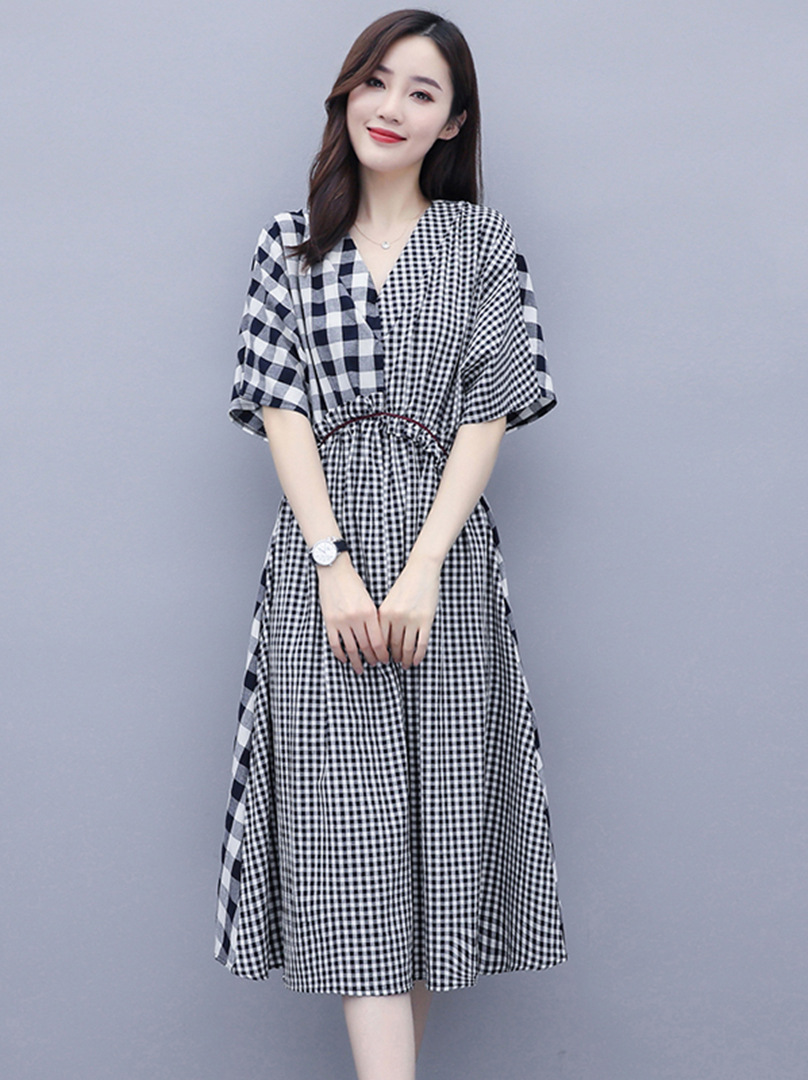 棉麻连衣裙女2020年夏季新款女装收腰显瘦气质温柔风休闲格子裙子
