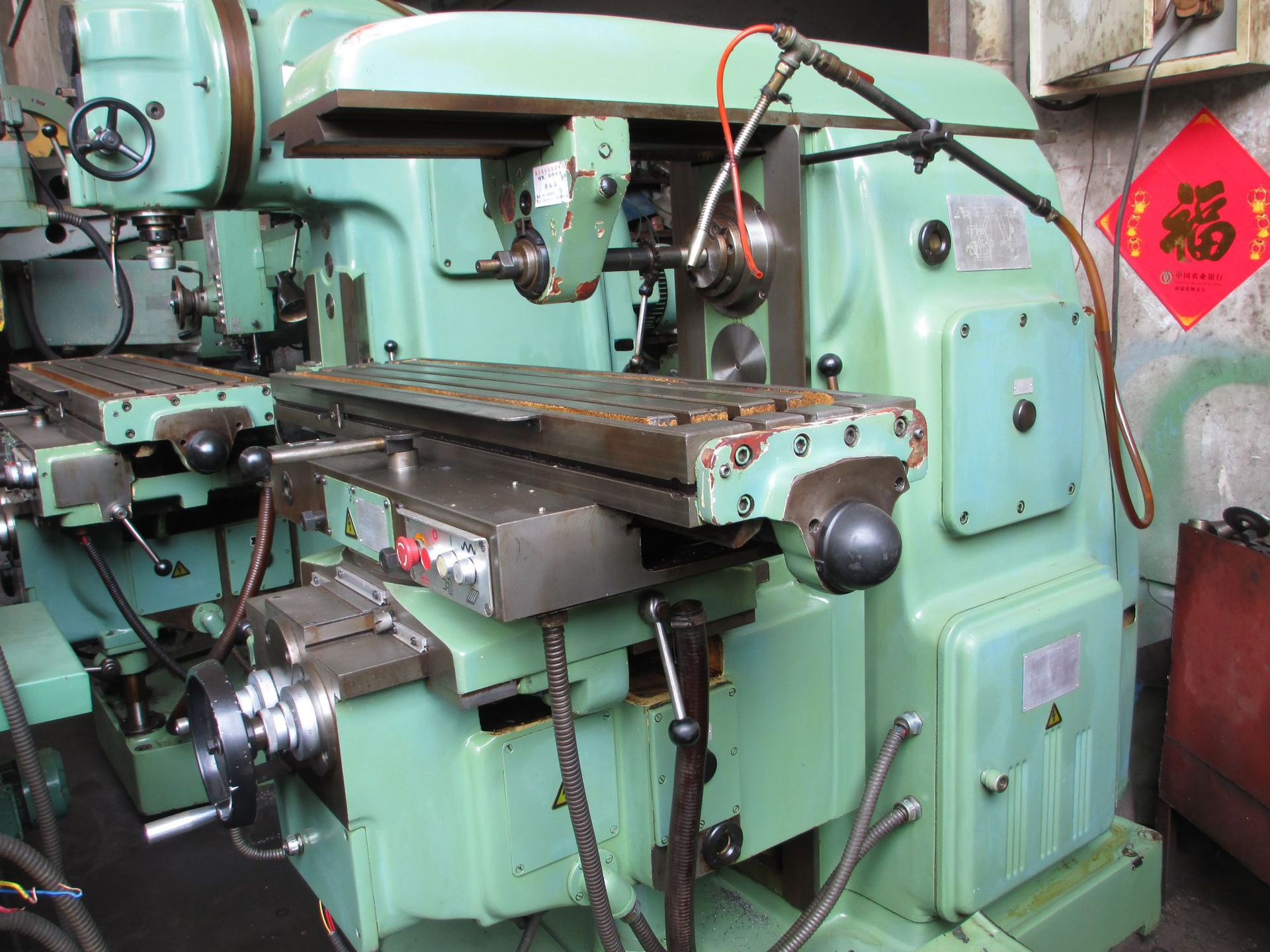 供应9成新北一机床厂x6132二手旧万能↑铣床