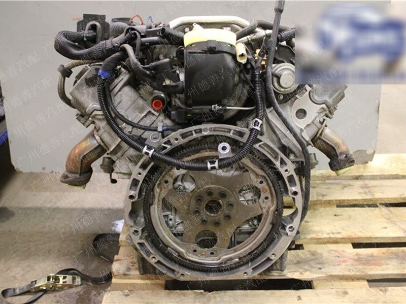 奔驰112发动机211-e240-1_副本