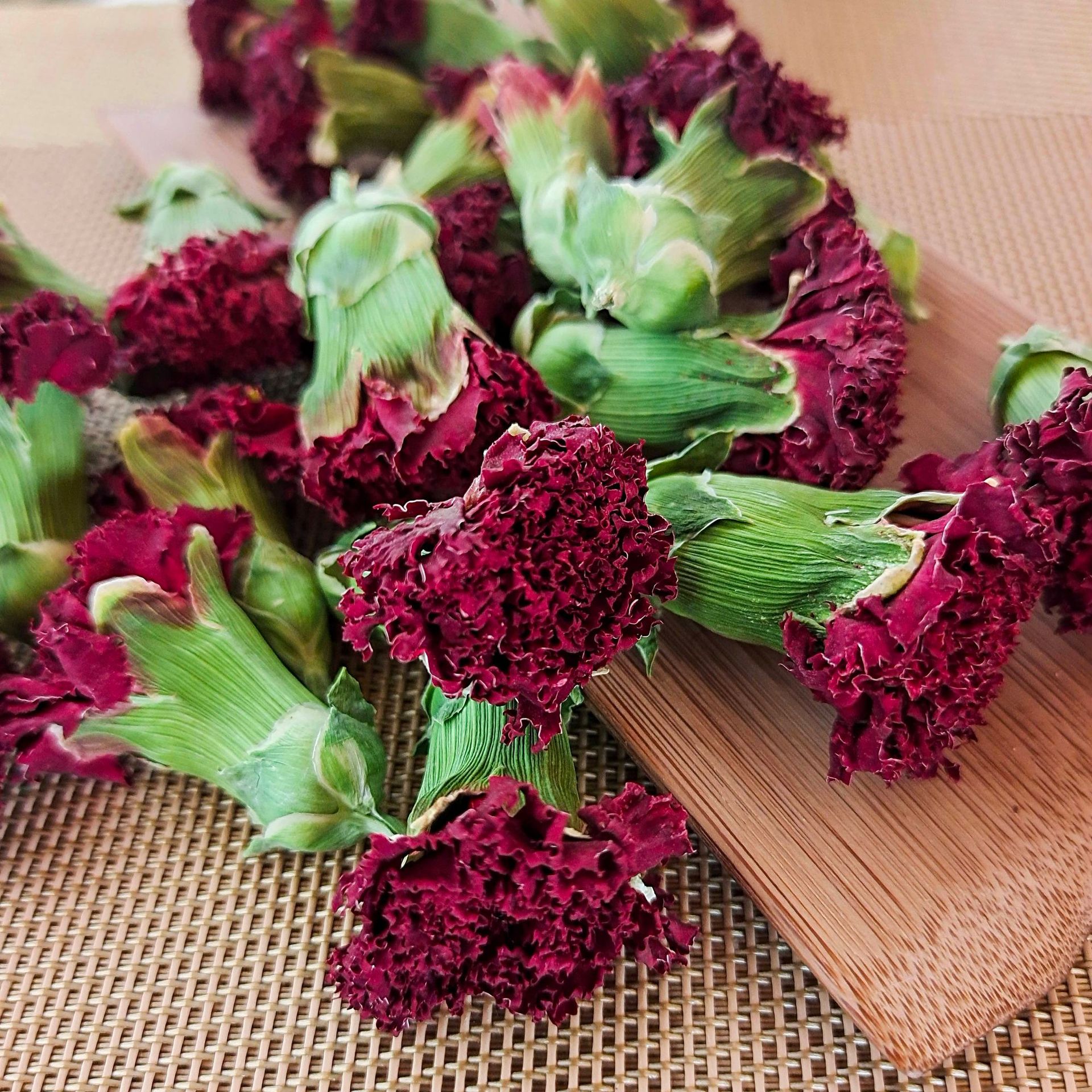 康乃馨干花散货批发 新货康乃馨花供应 花果茶产地批发