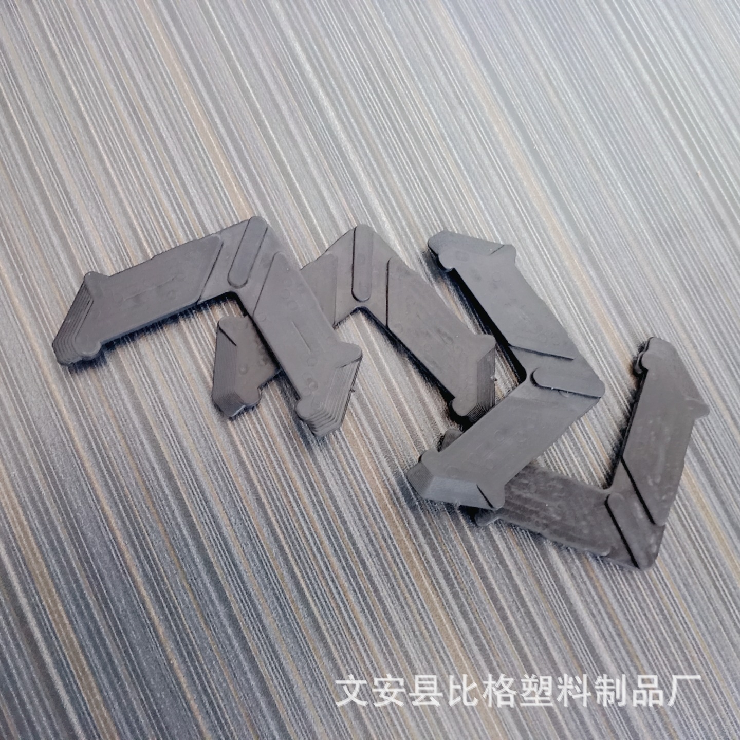 黑色玻璃垫片导流片排水孔盖中挺注胶垫块尼龙门窗塑料配件角码连