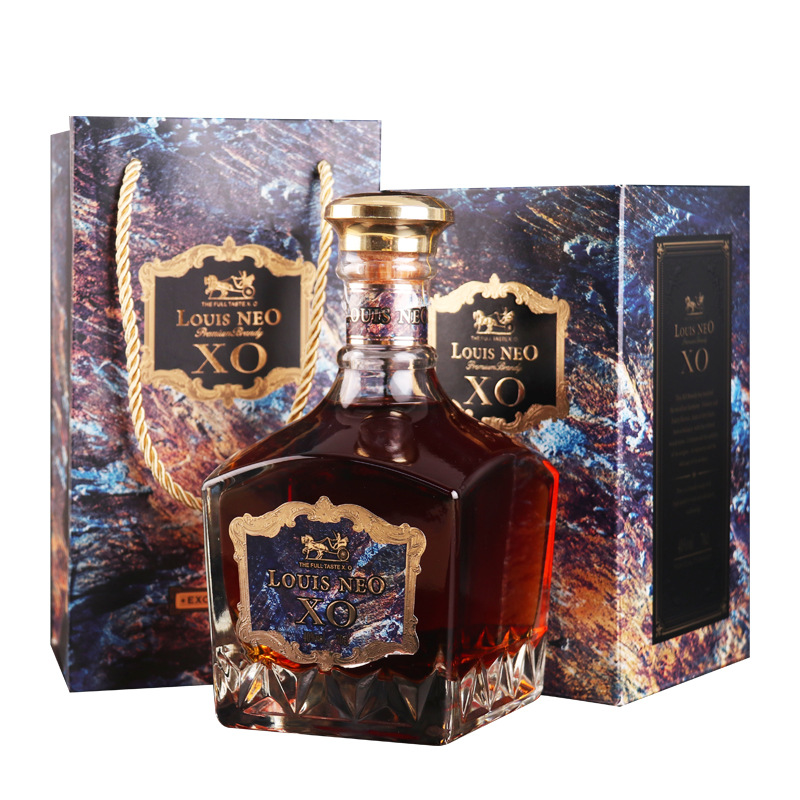 团购洋酒批发 法国进口白兰地xo礼盒装方瓶40度烈酒 夜店ktv用酒