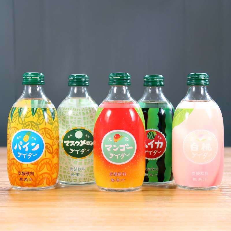 日本饮料玻璃瓶果酒瓶果汁瓶新款网红饮料瓶清酒瓶咖啡瓶玻璃瓶
