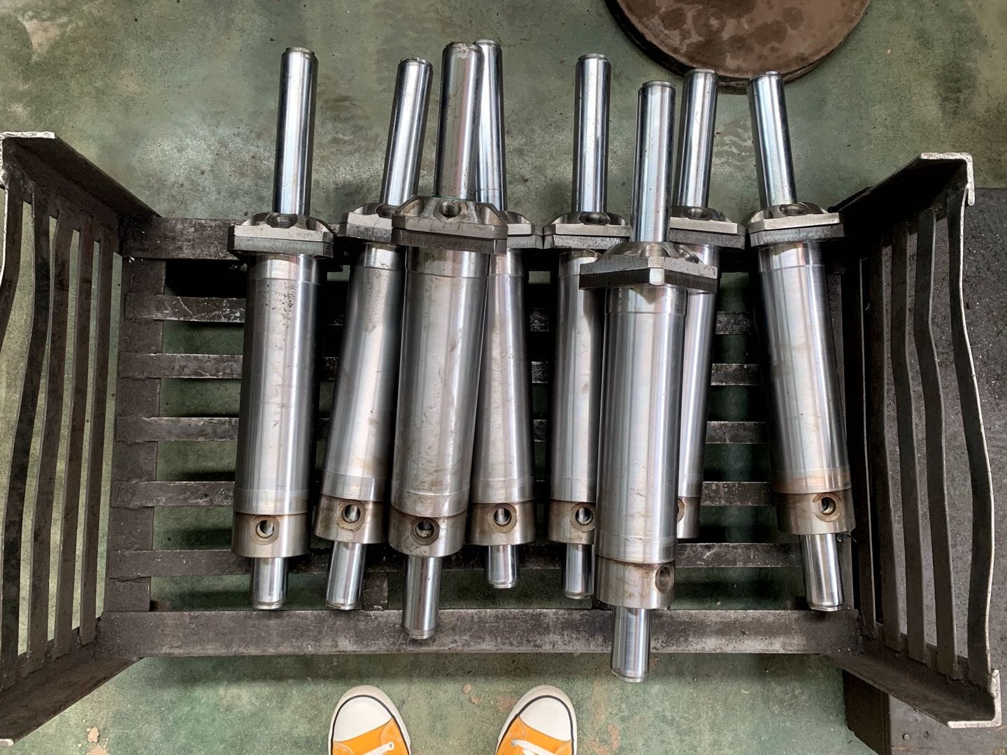 工程机械转向油缸