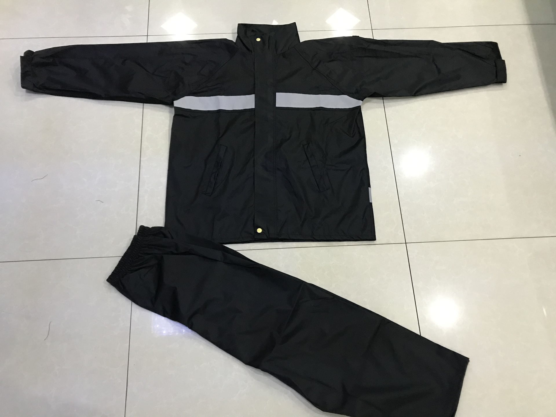 城巿管理雨衣.保安雨衣.执勤雨衣.防汛雨衣.双层巡逻雨衣厂家直供