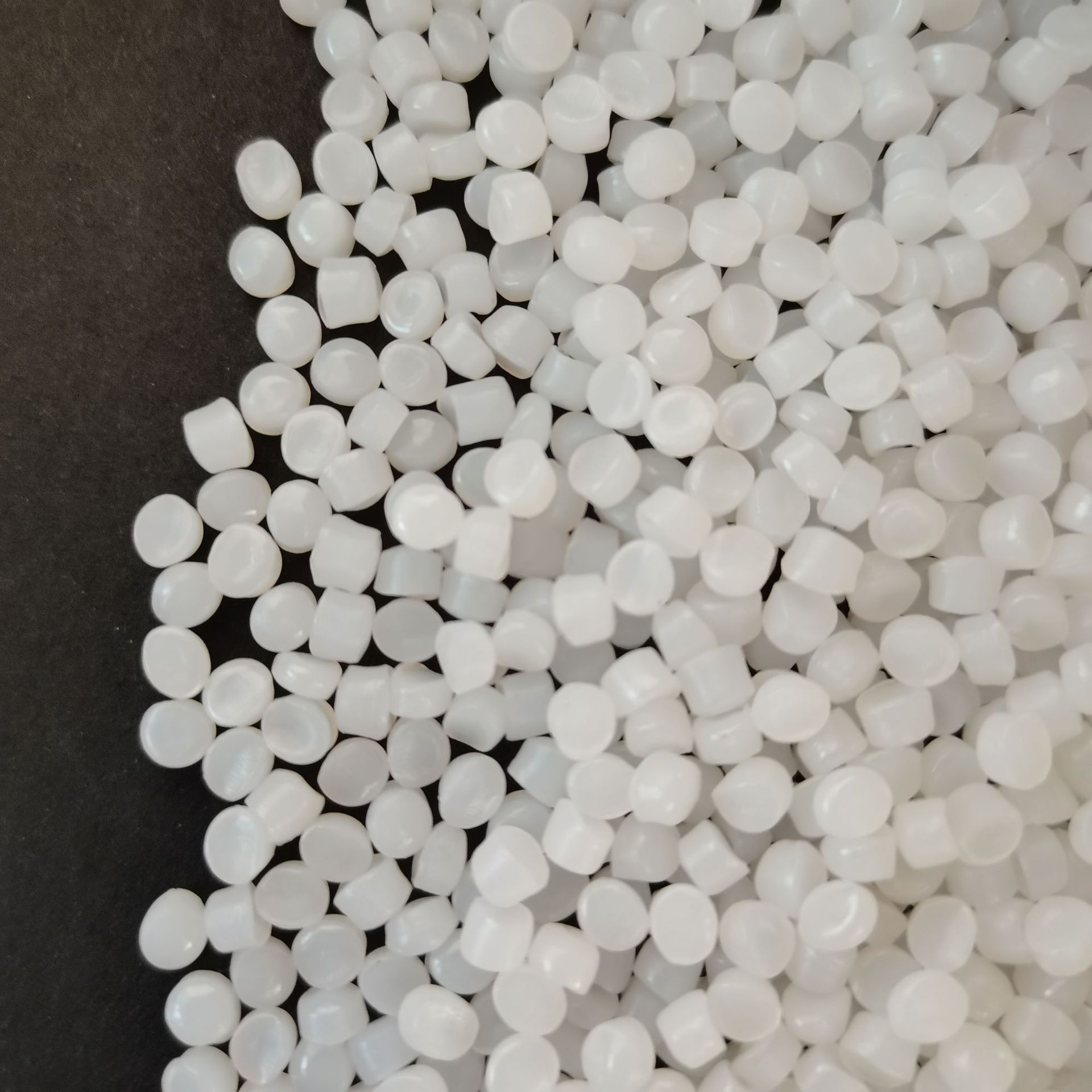 塑料颗粒pp原料塑料颗粒 线型塑料颗粒定制 hdpe颗粒批发供应