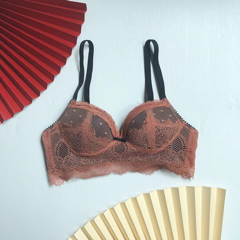 摩卡可可性感蕾丝内衣女无痕无钢圈小胸聚拢侧收副乳调整型文胸