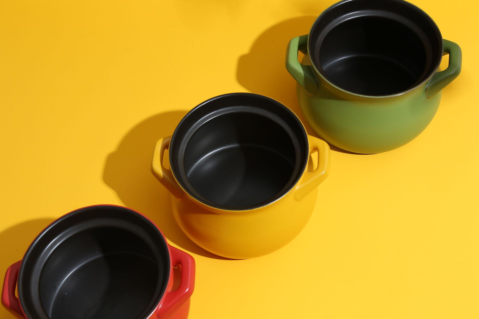 砂锅煲汤锅明火砂锅炖锅家用燃气耐高温养生陶瓷锂瓷彩色沙锅