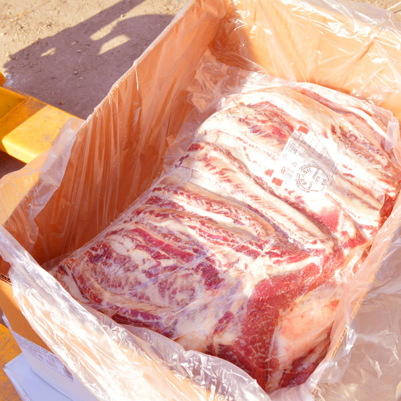 巴西冷冻去骨牛肉餐饮生鲜牛肉饭店拉面整件出售20公斤牛腩