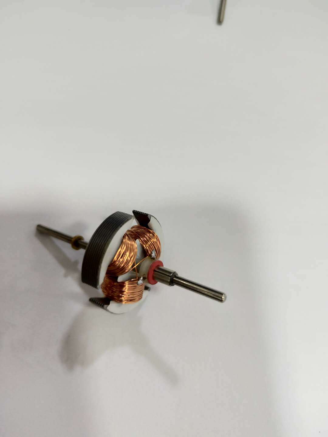 微型电动机转子