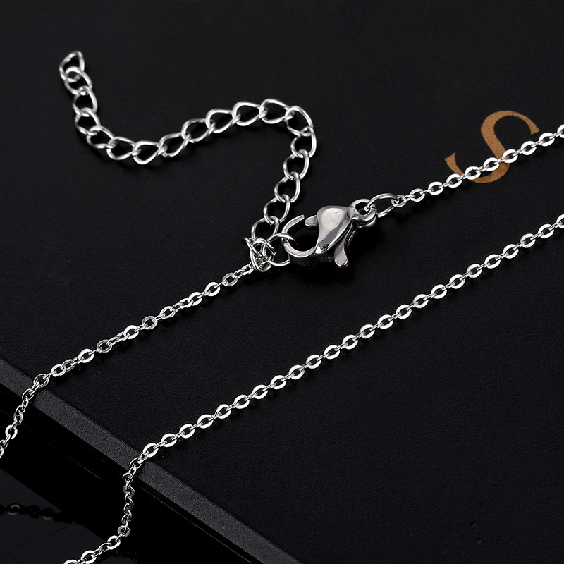 Amazon Hot Fashion Popular Leaf Pendant Women's Long Sweater Chain Stainless Steel Feather Necklace Factory Direct Sales