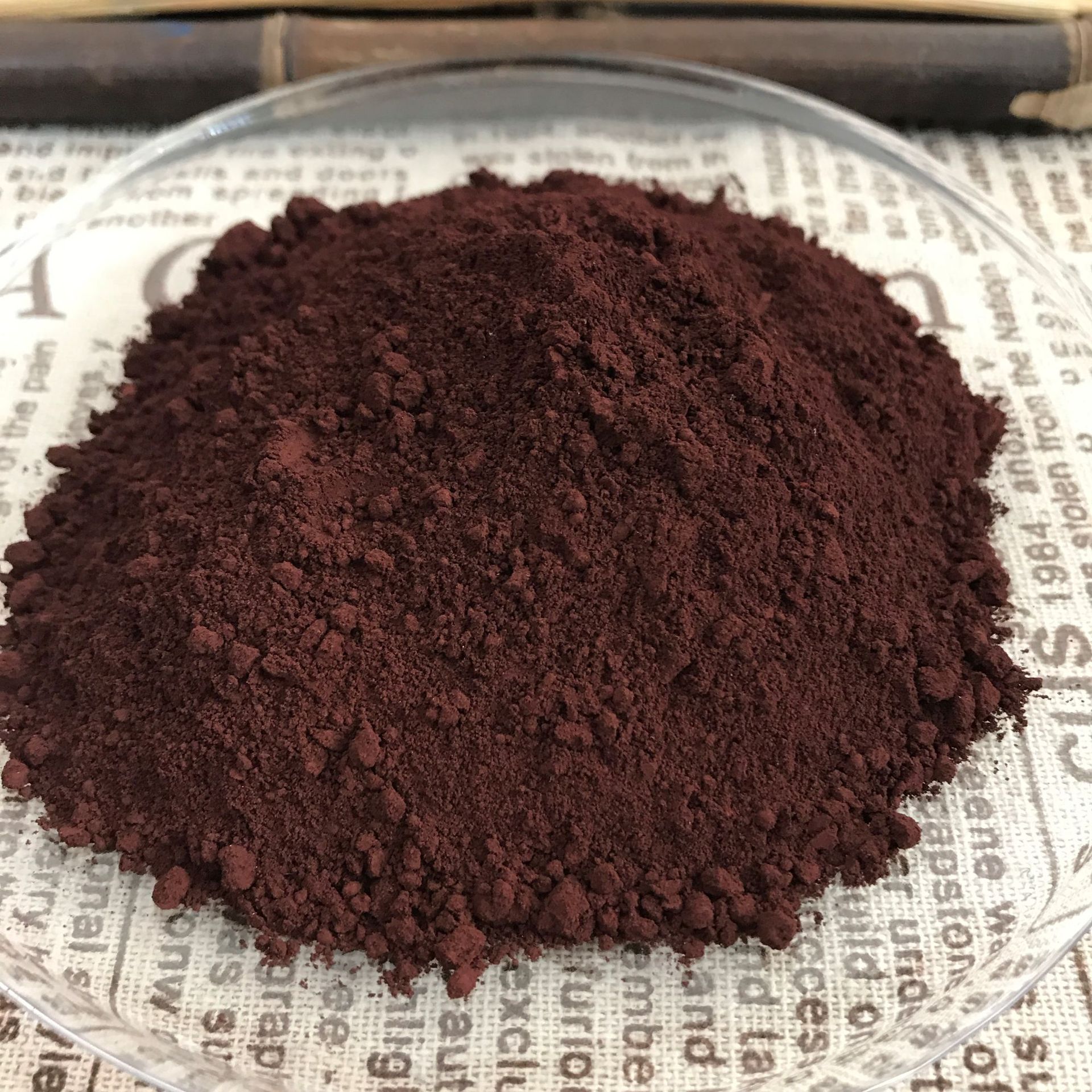 厂家供应 氧化铁棕 建筑油塑料用氧化铁棕颜料 深棕浅棕