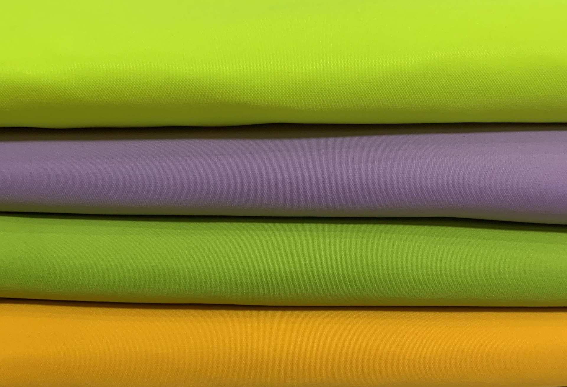 全涤平纹桃皮绒服装工艺品面料供应休闲服工作服面料批发可定制