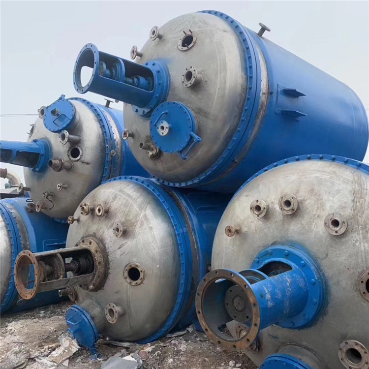 二手30立方不锈钢反应釜立式蒸汽加热内盘管高压反应釜夹套反应釜