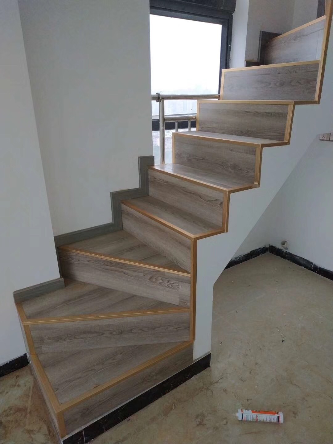 复合木地板收边条柜子隔断楼梯七字扣条佛山批发铝合金直角扣