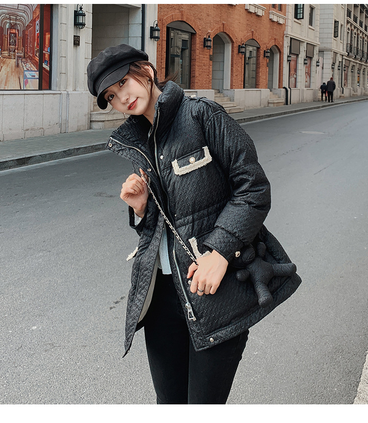 小香风羽绒服配小熊2020秋冬新款女加厚保暖外套甜美淑女口袋