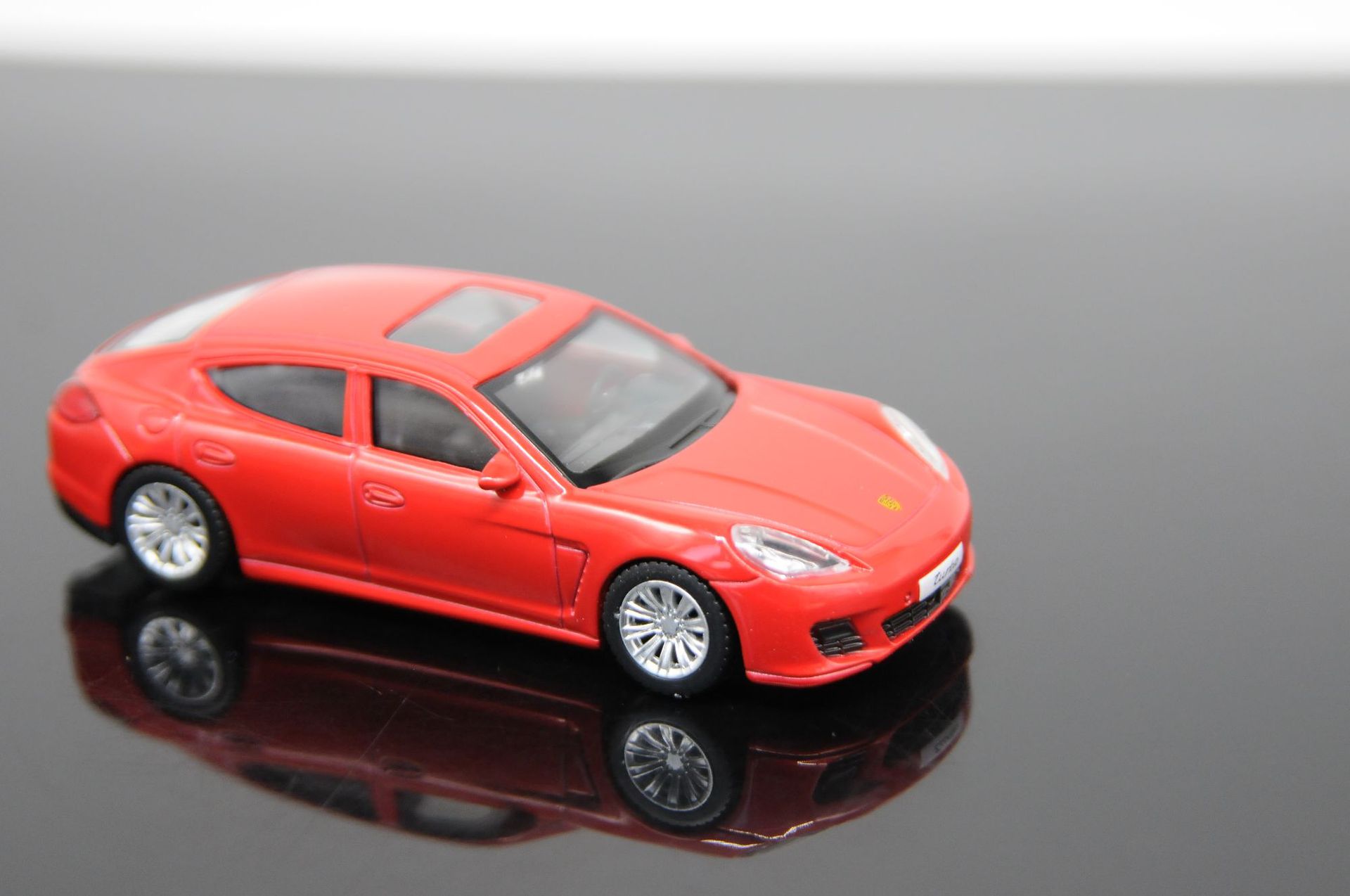 热销rmz1:43保时捷911 4寸仿真合金小汽车儿童玩具车10cm长度白色