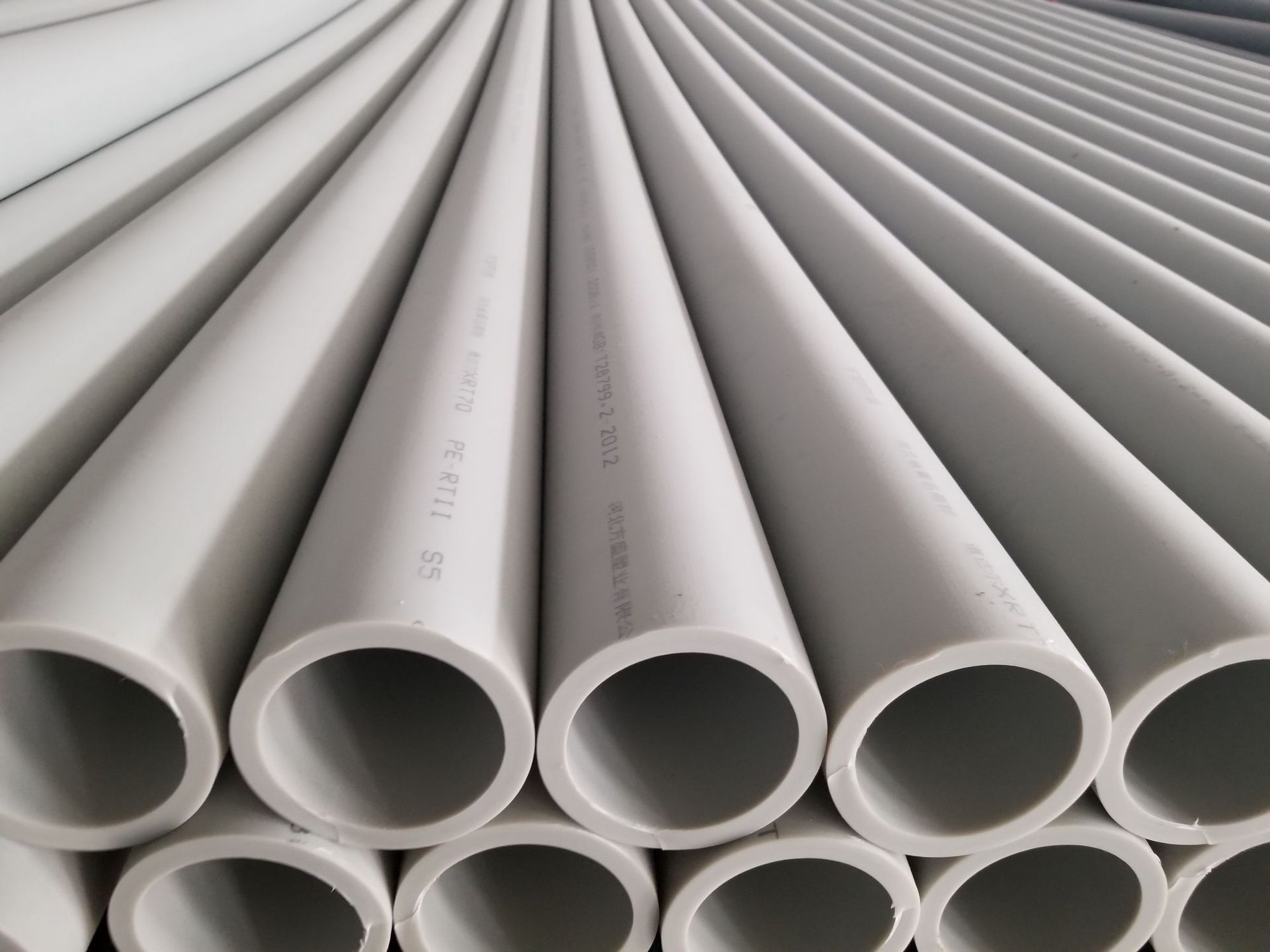 厂家定制热力管pe-rt ii型高密度聚乙烯管材热熔电熔连接