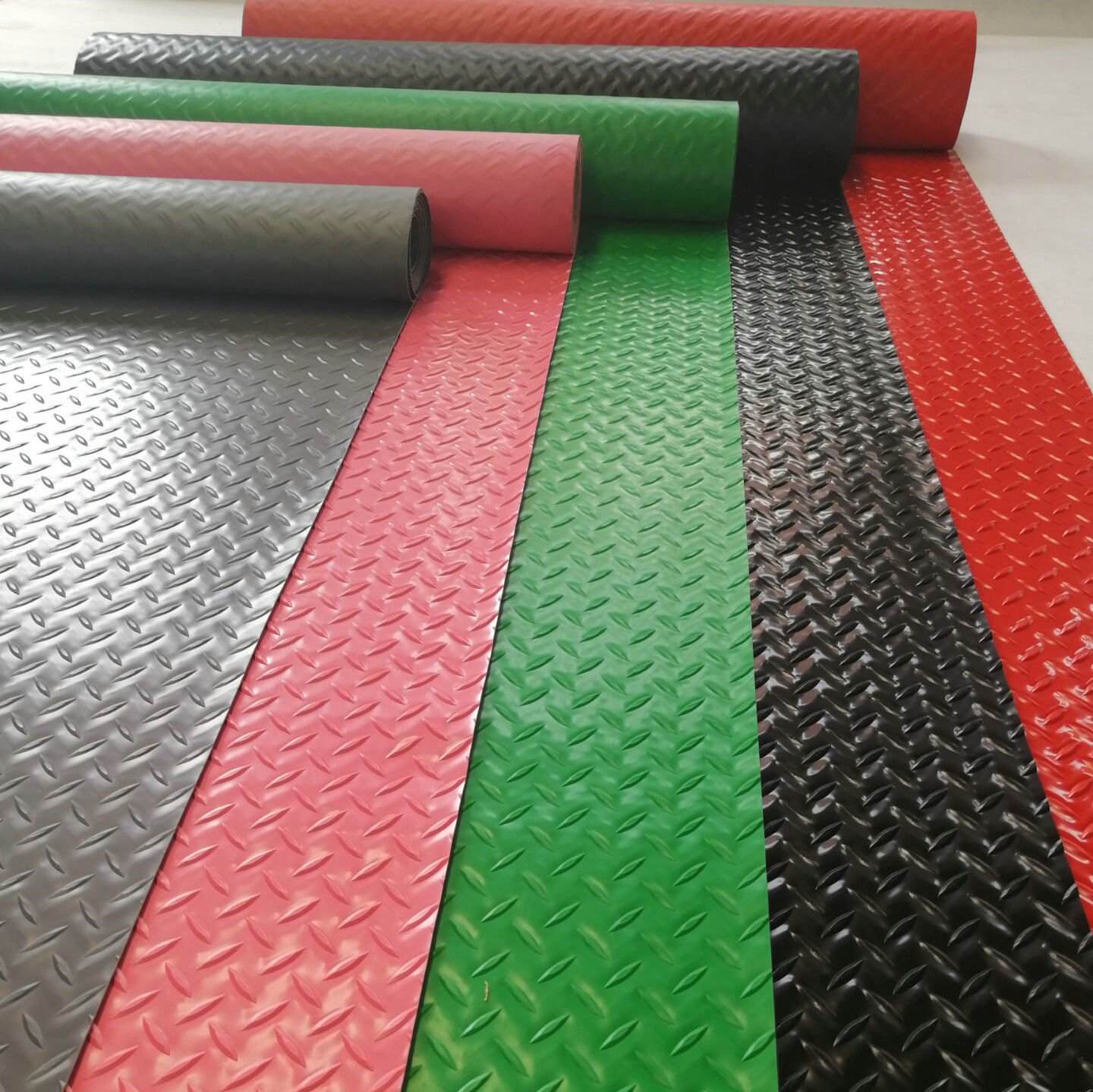 pvc塑胶橡胶厂房学校满铺地垫垫家用楼梯进门防潮地板垫