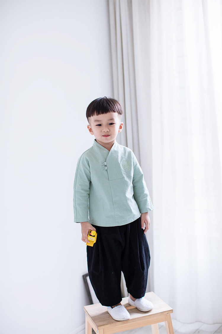 春款春装男童中小童上衣汉服民族服饰唐装刺绣绣龙两粒扣衬衫短款