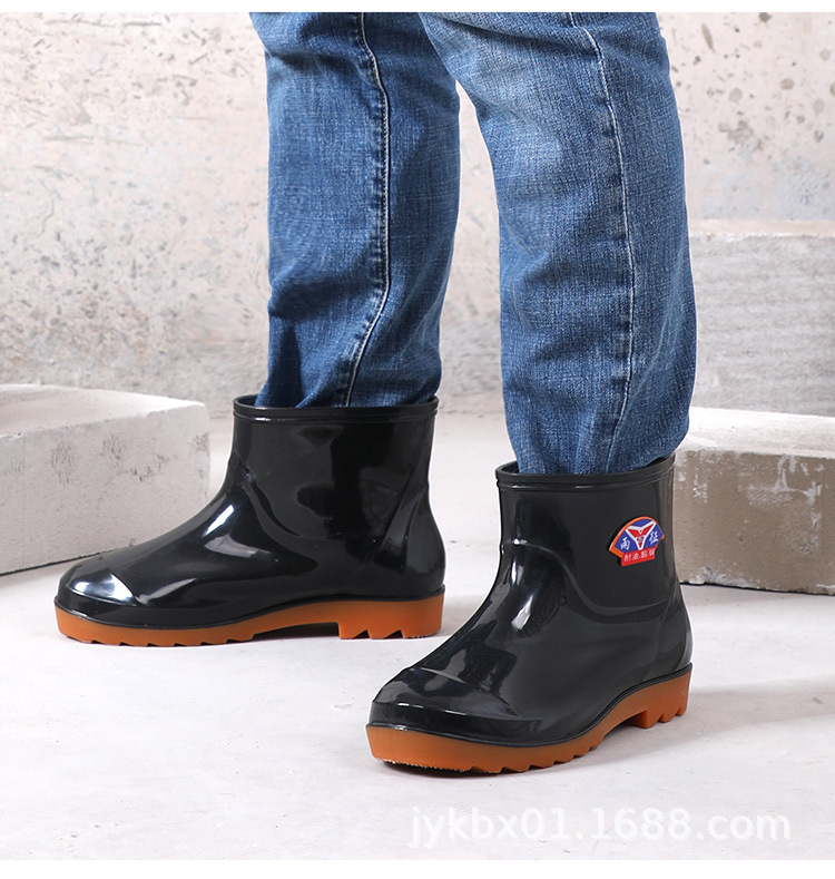 New Rain Boots Men's Fleece-Lined Warm Mid and Low Tube Non-Slip PVC Water Shoes Labor Protection Rubber Shoes Acid and Alkali Resistant Rain Boots Wholesale