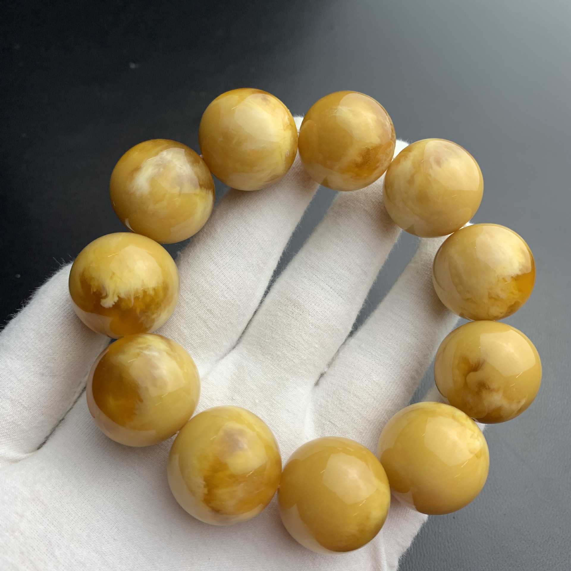 二代精品粉压合成蜜蜡妖孽白花蜜手串直播货源礼品展会批发