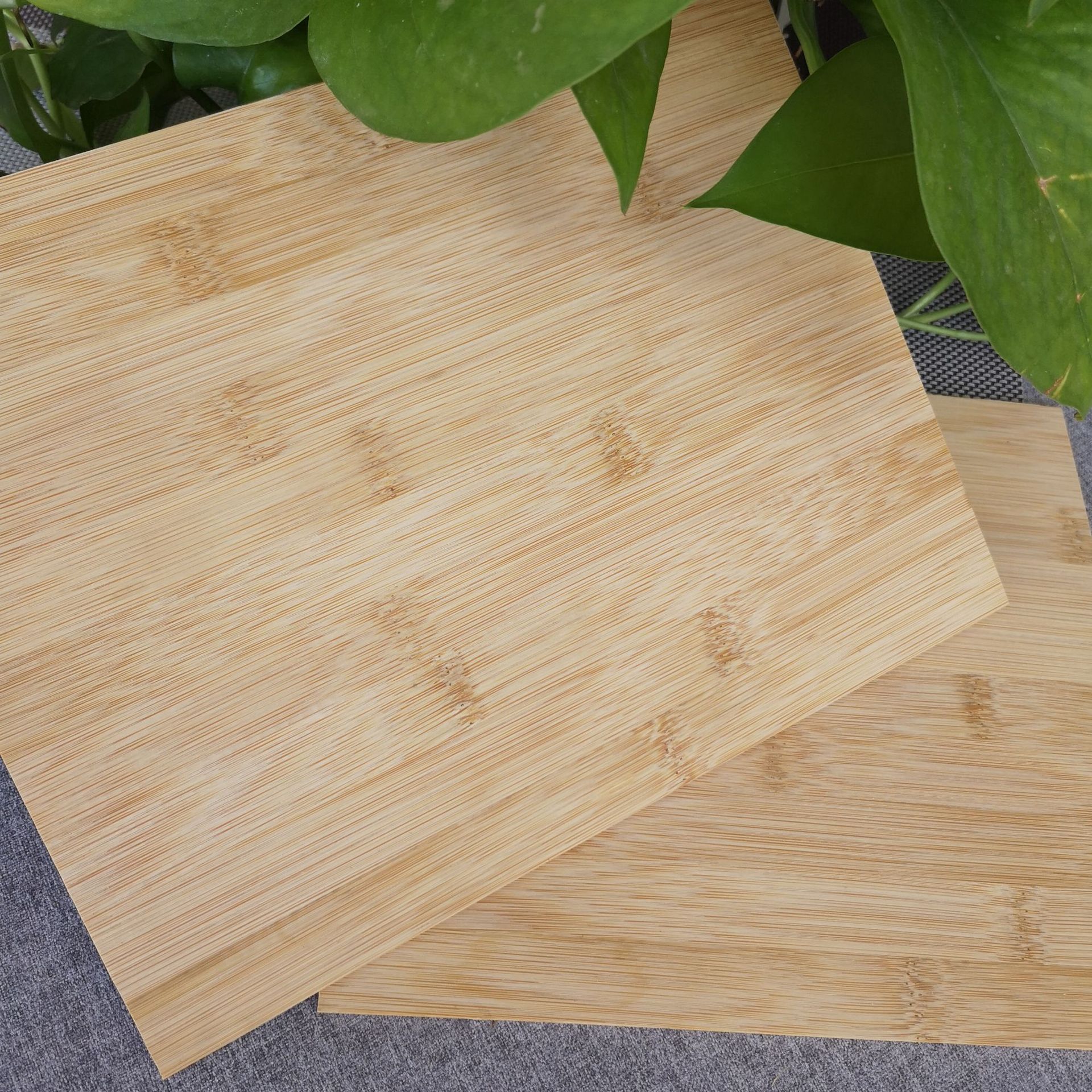 专业生产碳烤色平压竹板 咖啡色有节的竹子薄板材 滑板竹片可定做