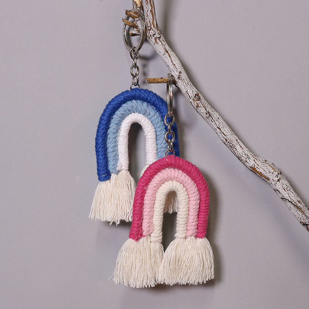欧美流苏彩虹钥匙扣挂件ins彩虹包挂饰手工编织彩虹包包挂件礼物