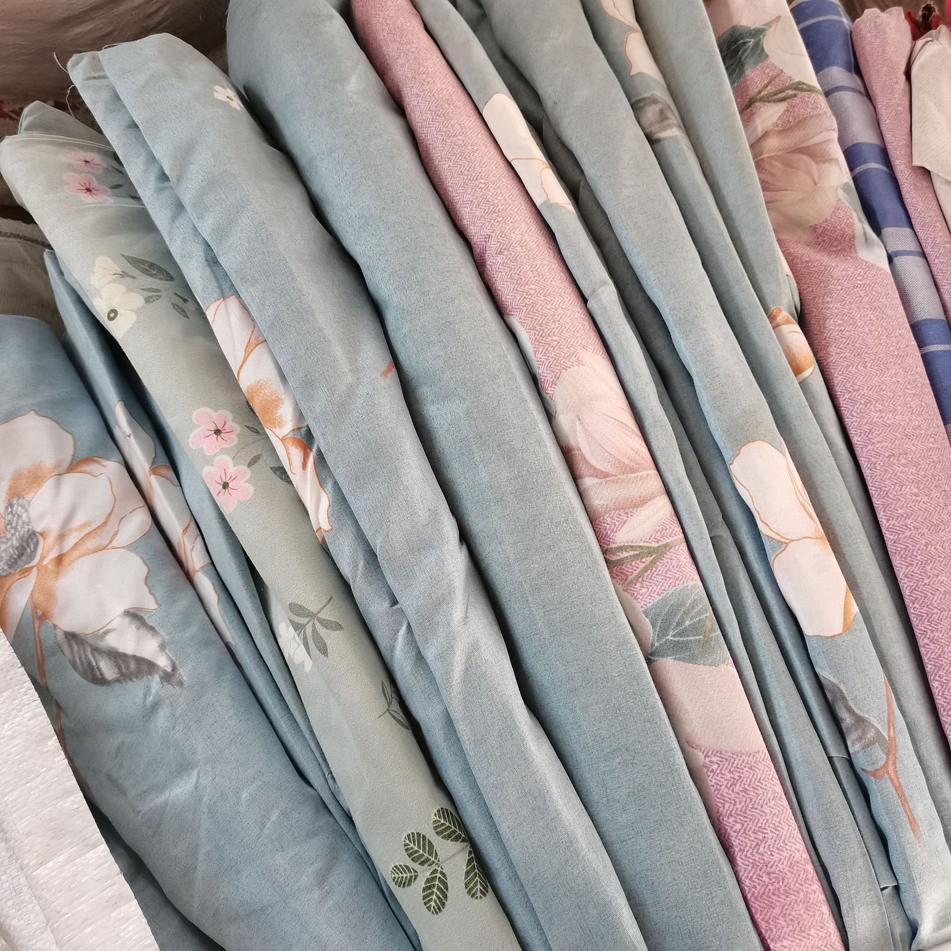 厂家库存清仓二等植物羊绒生态棉钻石绒芦荟绒残布面料可加工成品