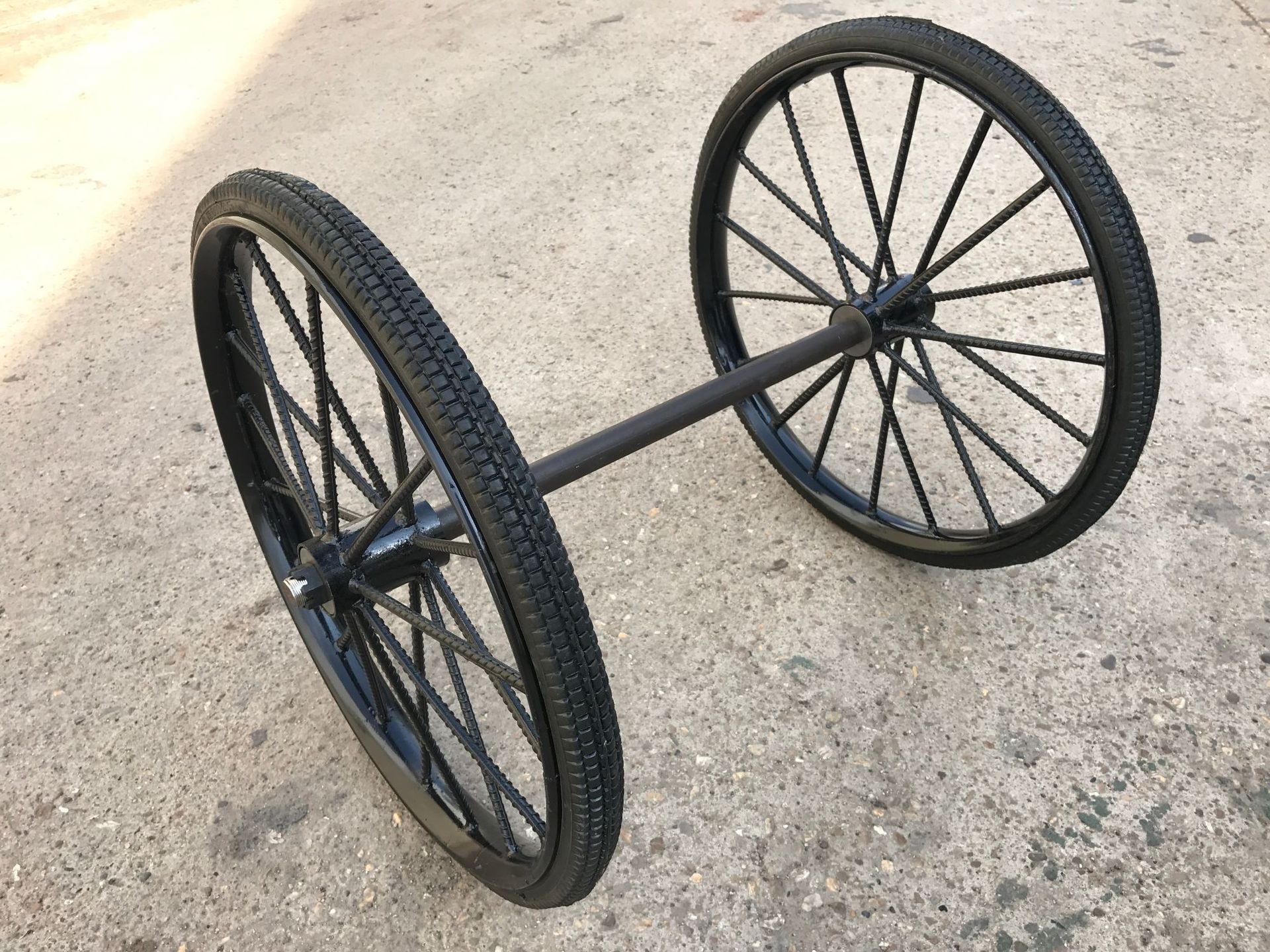 人力斗车用螺纹钢实心轮子套装(2轮1车轴4轴承2螺帽4垫片2插销) 全国