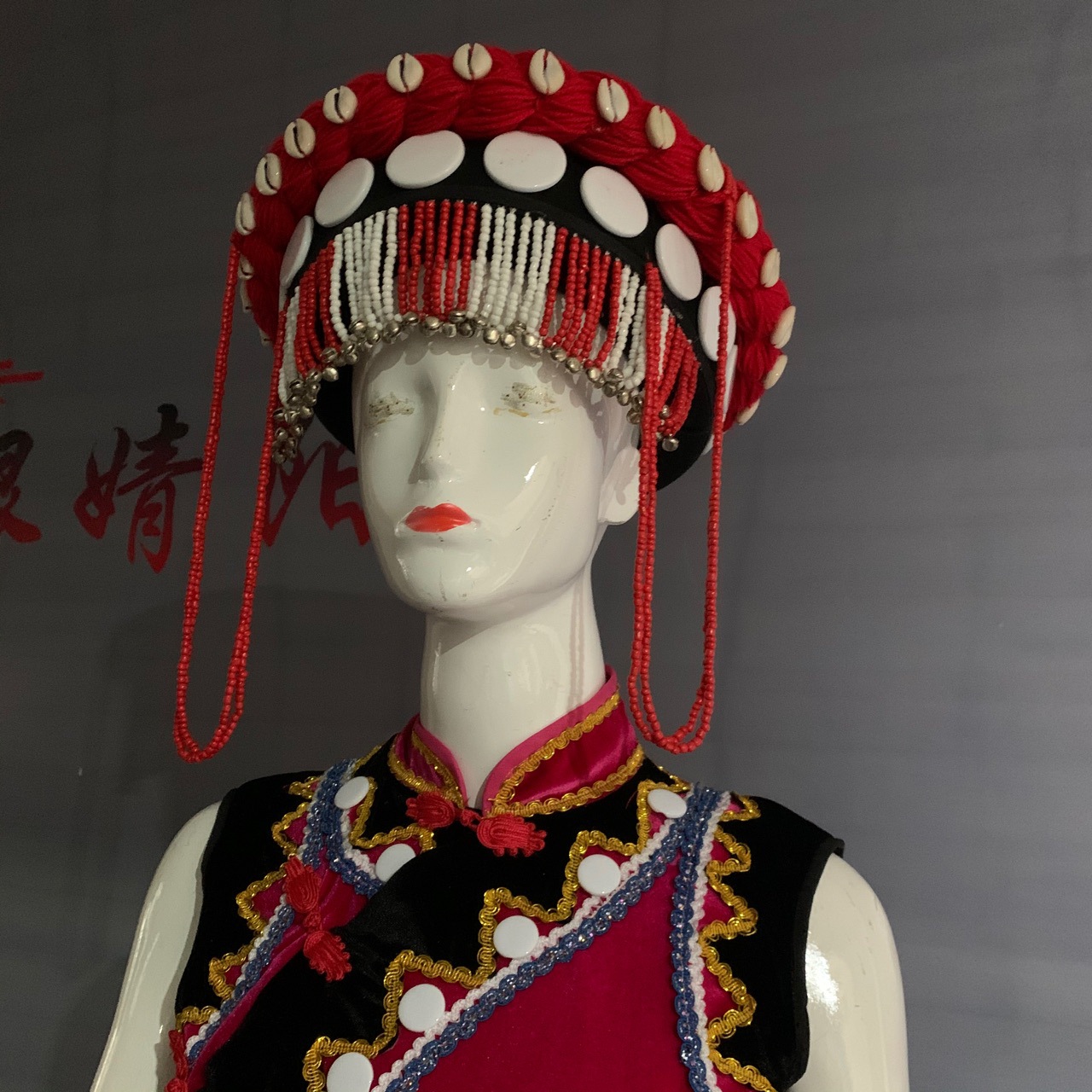 云南怒江大峡谷傈僳族民族服装新款女装头饰帽子衣服长裙三件套装